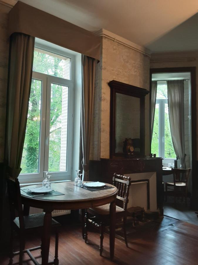 Chateau De Bonnevaux Villeneuve-de-Marc Bagian luar foto